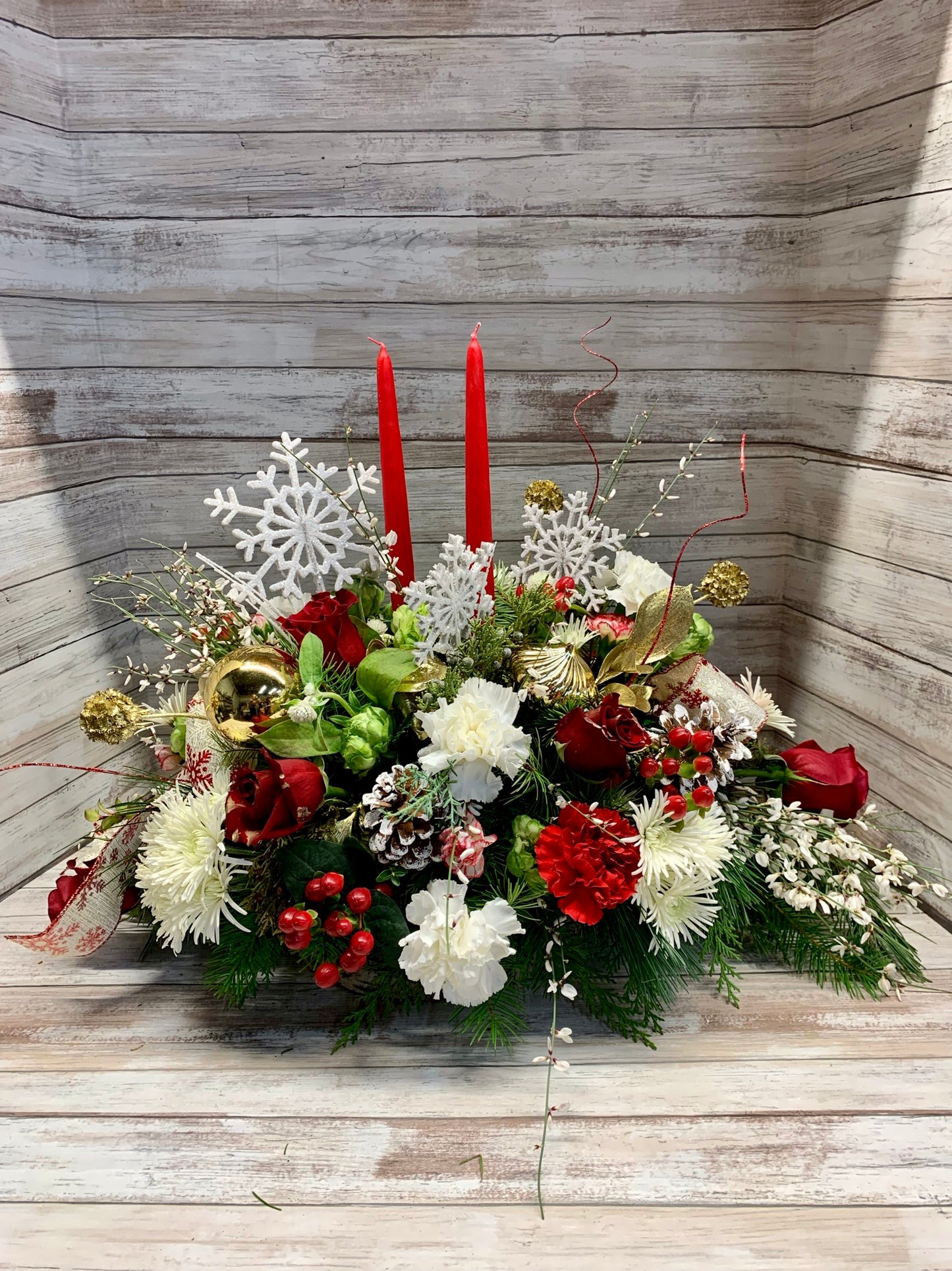 Frosty Glow Centerpiece