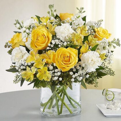 Yellow & White Delight Bouquet